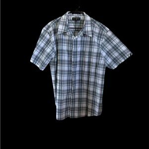 🥮🌺Beverly Hills Polo Club Blue and Gray Casual Button Down Shirt